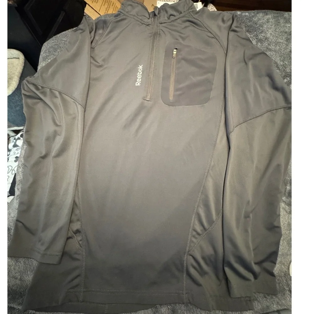 Reebok Mens Quarter Zip Pullover GrayLong Sleeve Athletic Shirt Size M RN 117927